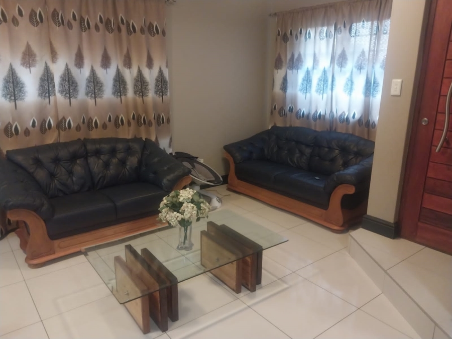 4 Bedroom Property for Sale in Ravensmead Western Cape